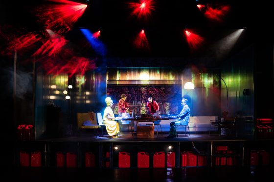 Next Liberty Kindertheater in Graz_Inszenierungsfoto BIEDERMANN UND DIE BRANDSTIFTER_0026© Lex Karelly