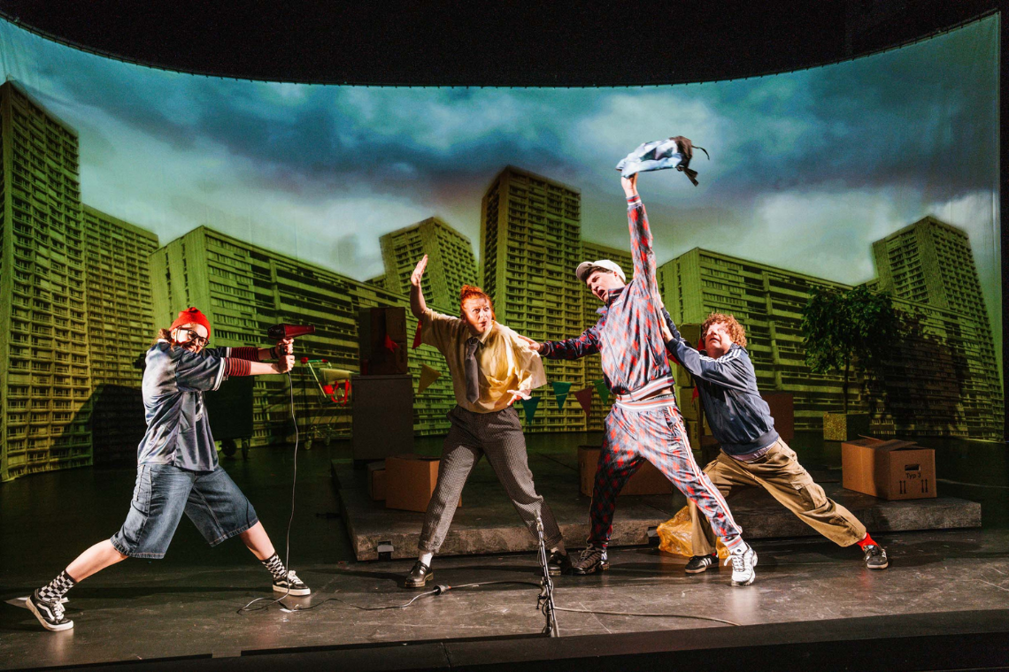 Next Liberty_Kindertheater in Graz_Inszenierungsfoto FIESTA (c) Lex Karelly